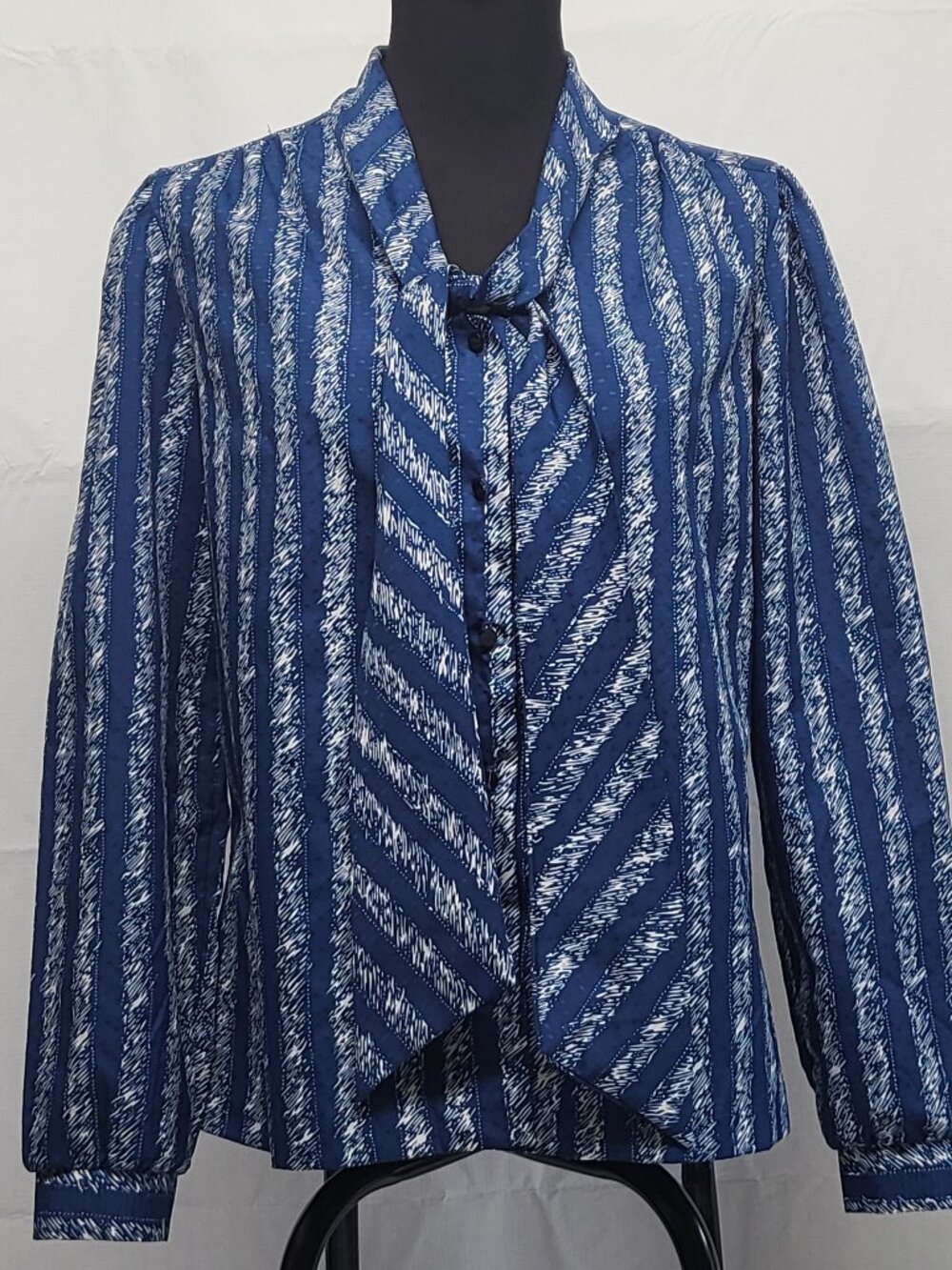 Vintage Pykettes Womens Top Blouse Size 12 Button Up Collar Tie Stripe 70s 80s